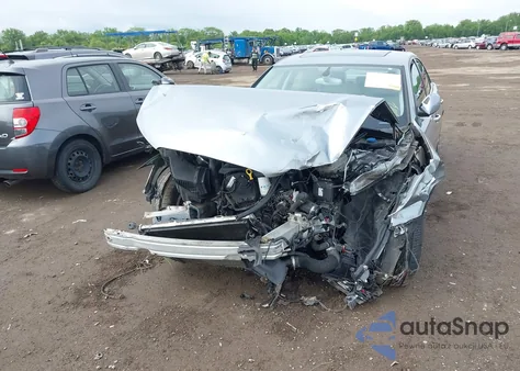 2014 Audi A6 Premium Plus z USA, uszkodzony, nr VIN WAUGFAFCXEN102580